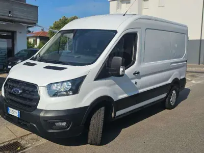 Usata Ford Transit Trend 131 CV (96 kW) 2024 Bianco Furgone