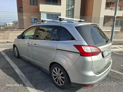 Usata Ford C-MAX 120 CV (88 kW) 2016 Grigio Monovolume