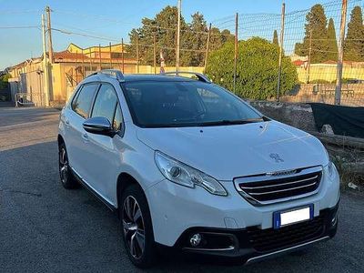 Usata Peugeot 2008 Allure 120 CV (88 kW) 2016 Bianco SUV