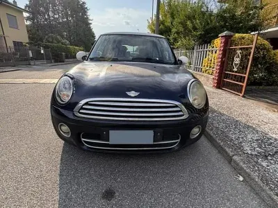 Usata Mini Cooper D 109 CV (80 kW) 2007 Nero Utilitaria