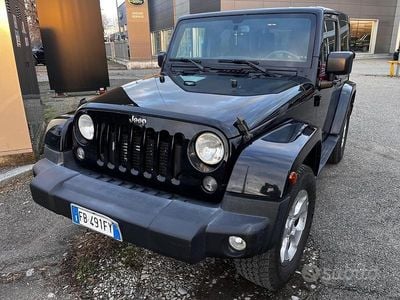 Usata Jeep Wrangler Sahara 199 CV (146 kW) 2015 Nero SUV