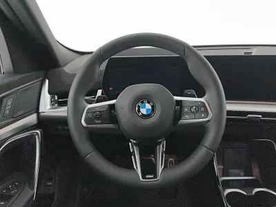 Nuova BMW X2 M Sport 150 CV (110 kW) 2026 Black sapphire SUV