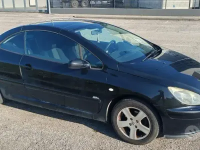 Usata Peugeot 307 CC 2004 Nero Cabrio