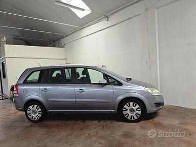 Usata Opel Zafira Cosmo 94 CV (69 kW) 2009 Grigio Monovolume