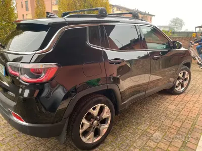 Usata Jeep Compass Longitude 140 CV (102 kW) 2019 Nero SUV