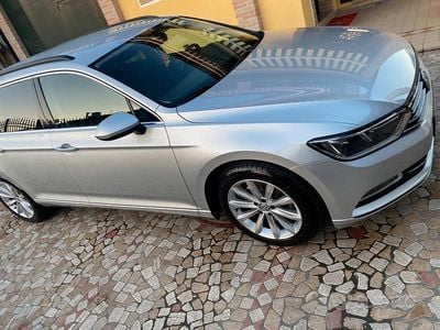 Usata VW Passat 150 CV (110 kW) 2019 Grigio Station wagon