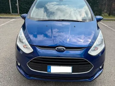 Usata Ford B-MAX 92 CV (67 kW) 2017 Blu/azzurro Monovolume