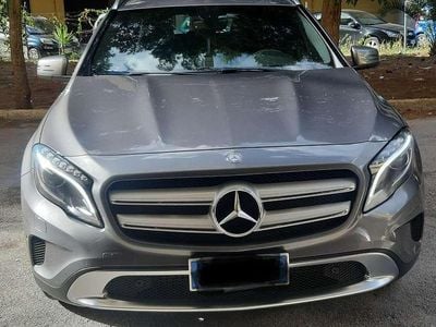Usata Mercedes GLA200 136 CV (100 kW) 2015 Grigio SUV
