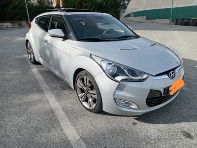 Usata Hyundai Veloster 150 CV (110 kW) 2011 Grigio Utilitaria