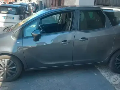 Usata Opel Meriva 120 CV (88 kW) 2012 Grigio Monovolume