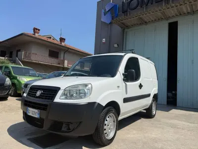 Usata Fiat Doblò 103 CV (75 kW) 2009 Bianco Monovolume