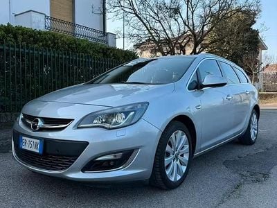 Usata Opel Astra 2013 Grigio Station wagon
