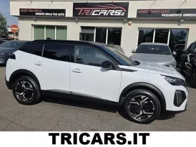 Usata Peugeot 2008 GT 130 CV (95 kW) 2024 Bianco SUV