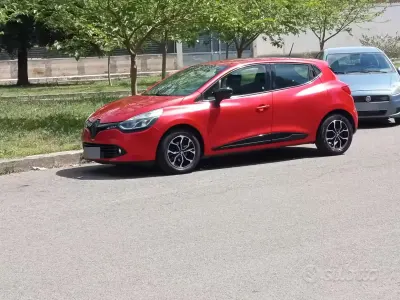 Usata Renault Clio IV 73 CV (53 kW) 2013 Rosso Berlina