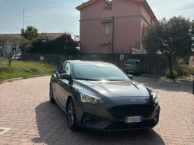 Usata Ford Focus ST-Line 125 CV (91 kW) 2019 Grigio Berlina