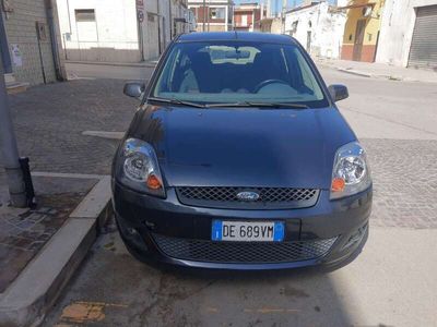 usata Ford Fiesta 5p 1.4 tdci Titanium