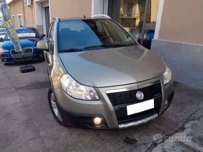 Usata Fiat Sedici Emotion 120 CV (88 kW) 2008 Marrone SUV