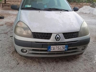 Usata Renault Clio II 2003 Grigio