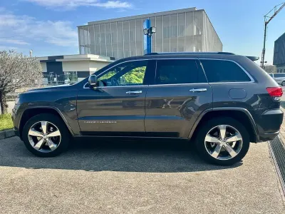Usata Jeep Grand Cherokee Overland 250 CV (183 kW) 2016 Grigio SUV