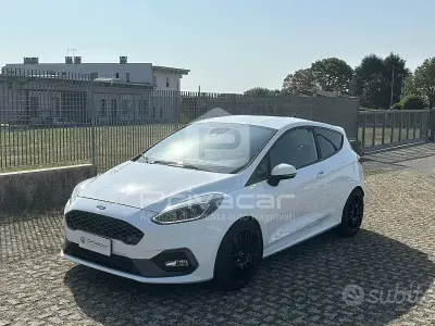 Usata Ford Fiesta ST 200 CV (147 kW) 2019 Bianco Utilitaria