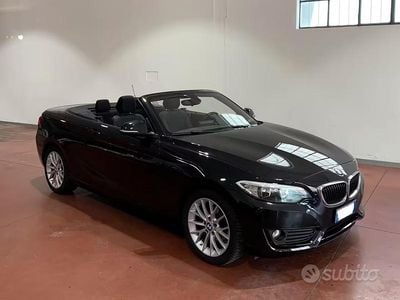 Usata BMW 218 Sport Line 150 CV (110 kW) 2016 Nero Cabrio