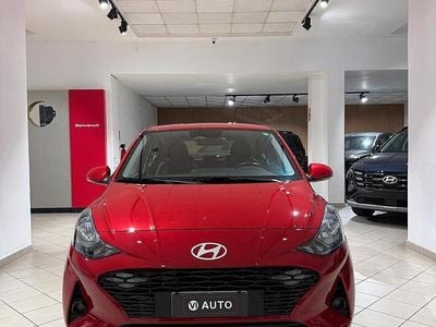Usata Hyundai i10 67 CV (49 kW) 2023 Rosso Utilitaria
