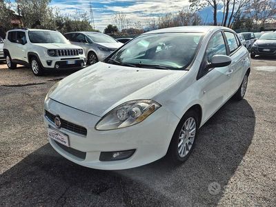 Usata Fiat Bravo Dynamic 90 CV (66 kW) 2010 Bianco Utilitaria