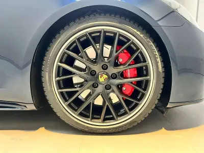 Usata Porsche Panamera 480 CV (353 kW) 2022 Blu notte
