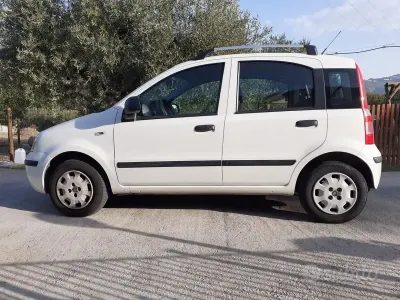 Usata Fiat Panda Dynamic 75 CV (55 kW) 2011 Bianco Utilitaria