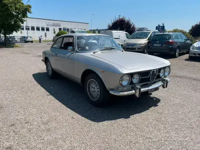 Usata Alfa Romeo 1750 1970 Grigio Berlina