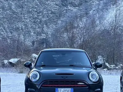Usata Mini John Cooper Works Challenge 231 CV (169 kW) 2016 Utilitaria
