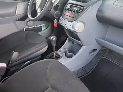 Usata Toyota Aygo 68 CV (50 kW) 2009 Nero Utilitaria