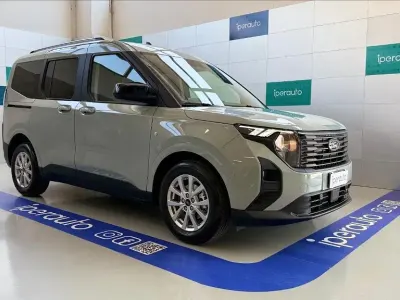 Usata Ford Tourneo Courier Titanium 126 CV (92 kW) 2025 Grigio pastello Monovolume