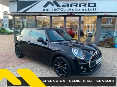 Usata Mini ONE 102 CV (75 kW) 2018 Nero Utilitaria