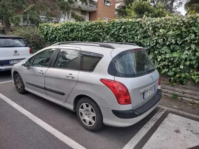 Usata Peugeot 308 Business-Line 111 CV (81 kW) 2010 Argento Station wagon
