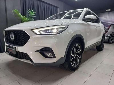 Usata MG ZS Luxury 111 CV (81 kW) 2022 Bianco SUV