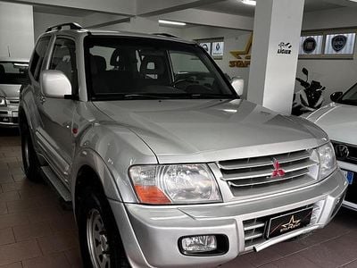 Usata Mitsubishi Pajero 115 CV (84 kW) 2002 Argento SUV