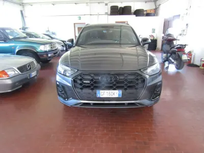 Usata Audi Q5 Business 204 CV (150 kW) 2021 Grigio SUV