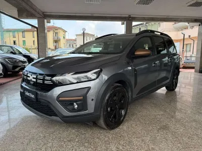 Usata Dacia Jogger Extreme 101 CV (74 kW) 2024 Grigio Monovolume
