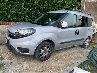 Usata Fiat Doblò Lounge 90 CV (66 kW) 2018 Monovolume