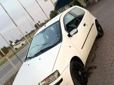 Occasion Fiat Punto 60 ch (44 kW) 2001 Blanc Citadine