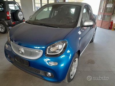 Usata Smart ForFour Prime 90 CV (66 kW) 2016 Blu Utilitaria
