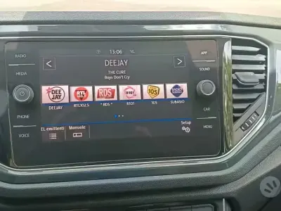 Usata VW T-Roc 116 CV (85 kW) 2018 Nero SUV