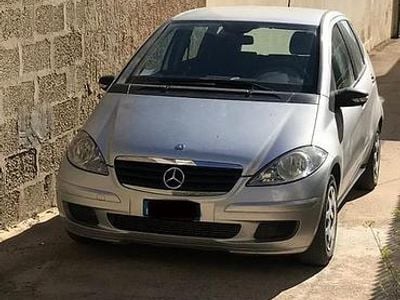 Usata Mercedes A180 Classic 109 CV (80 kW) 2005 Grigio Monovolume