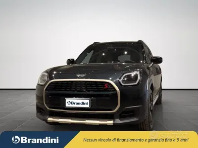 Usata Mini Countryman Favoured 218 CV (160 kW) 2025 Nero SUV