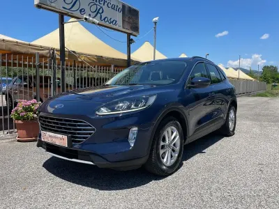 Usata Ford Kuga 120 CV (88 kW) 2022 Bluazzurro SUV