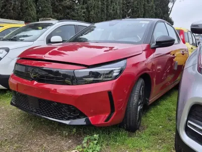 Usata Opel Corsa 100 CV (73 kW) 2025 Rosso Utilitaria