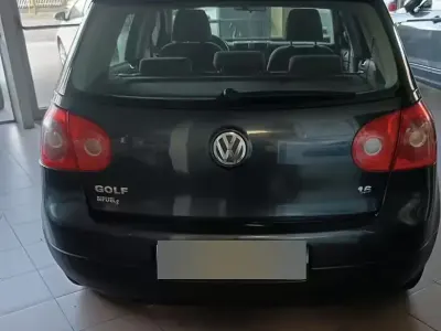 Usata VW Golf VI 102 CV (75 kW) 2008 Blu Utilitaria