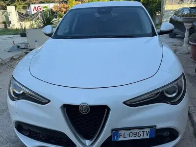 Usata Alfa Romeo Stelvio 210 CV (154 kW) 2017 Bianco SUV
