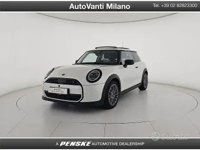 Usata Mini Cooper Classic 150 kW (204 CV) 2025 Bianco Utilitaria